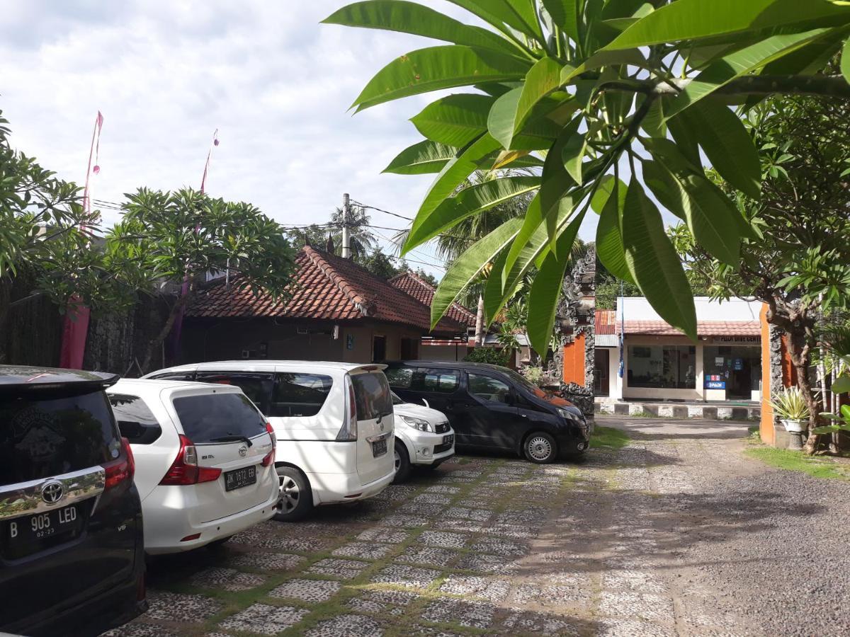 Puri Bali Hotel Lovina Exterior foto